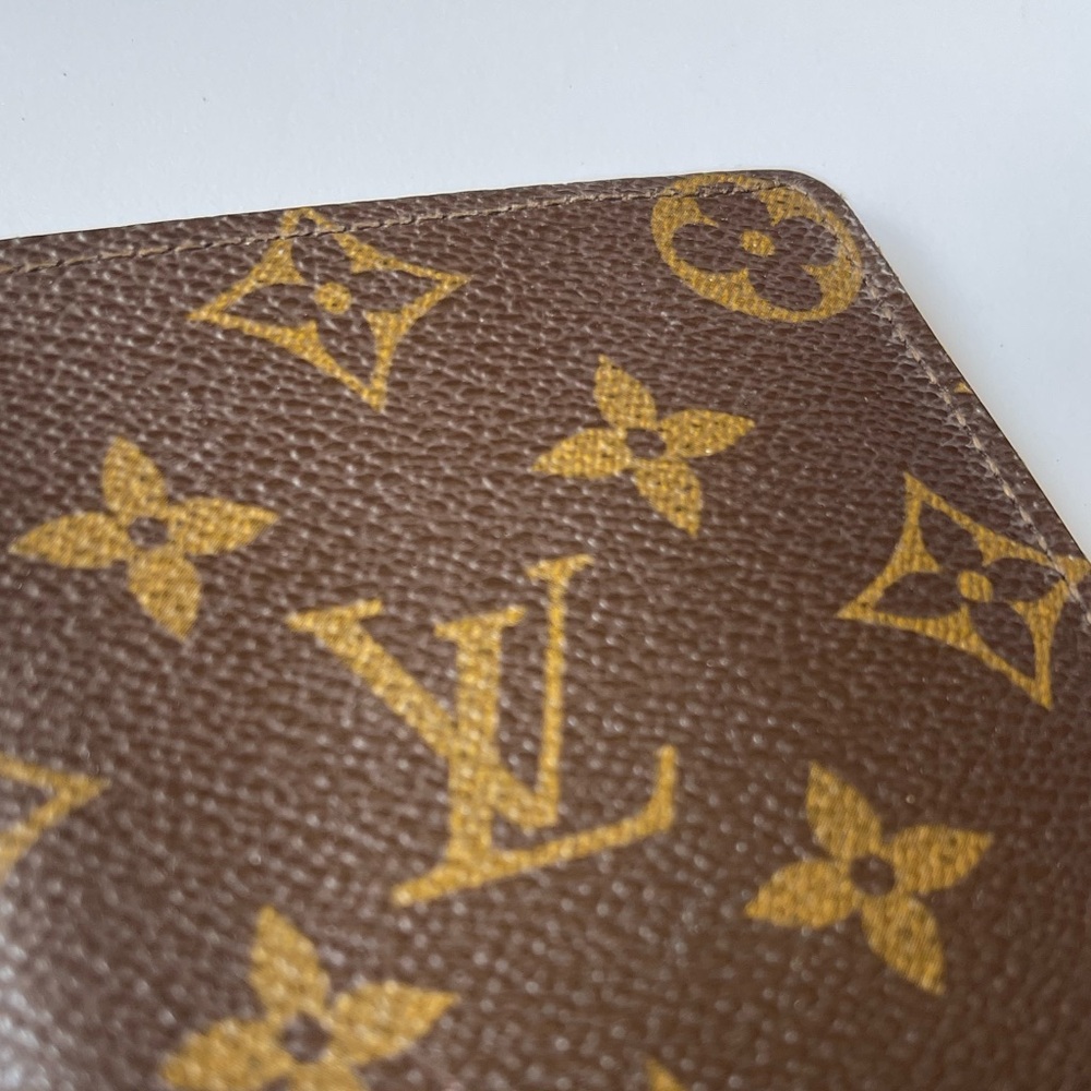 Louis Vuitton card holder